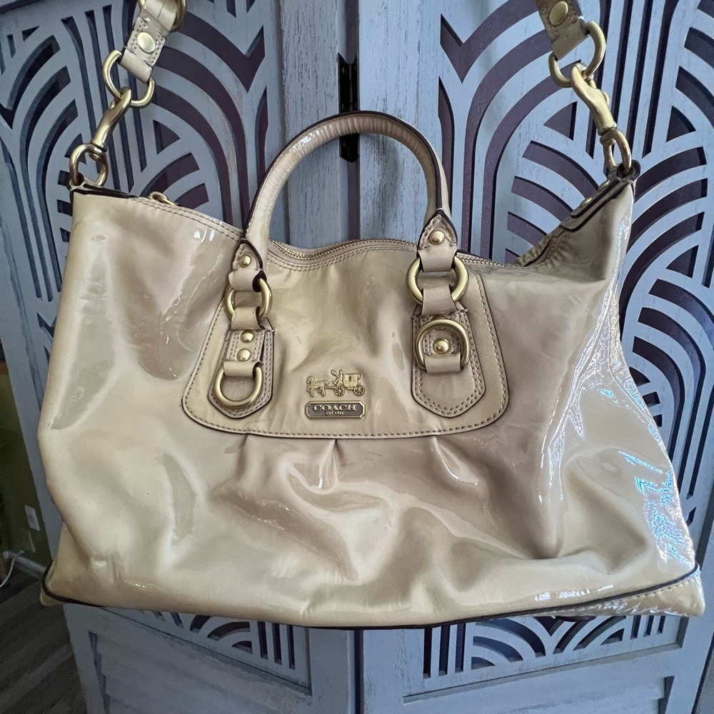 COACH 1941  Handbag Bone Embossed Liquid Gloss Patent Leather